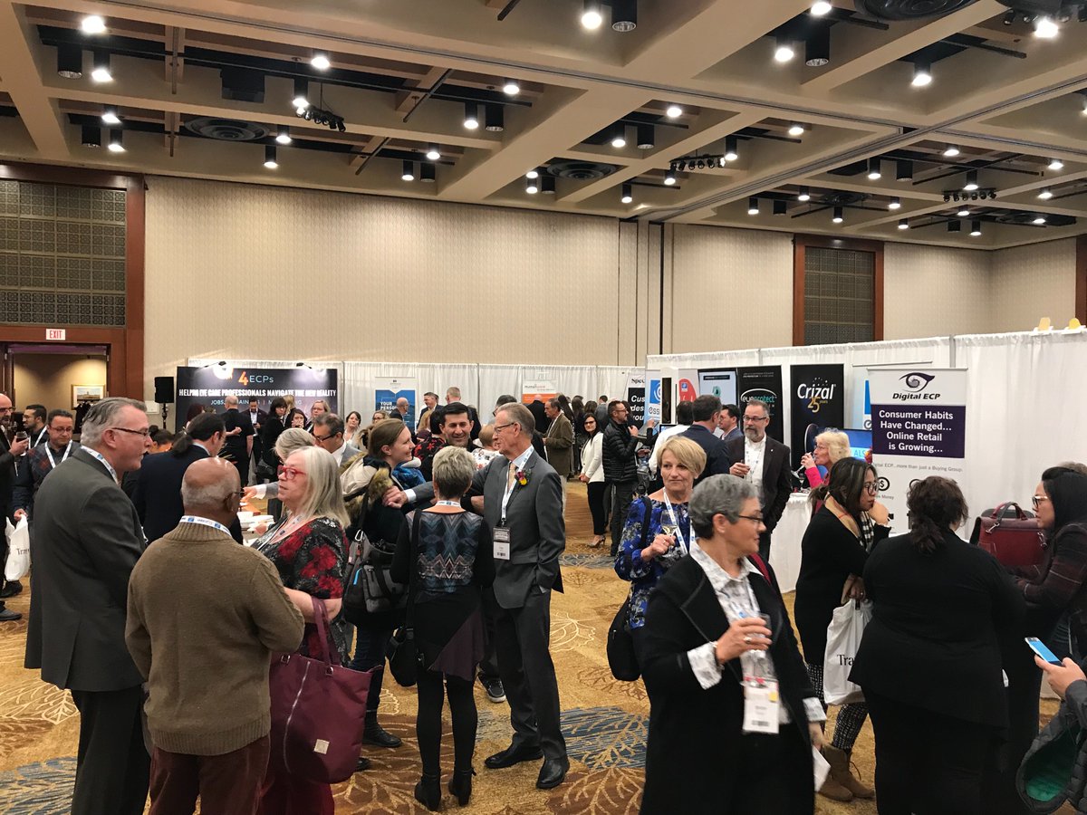 OACexecutiveDr's tweet photo. Time to mingle! #visioncanada #ilovemyjob #tradeshow https://t.co/NNeUFawBGb