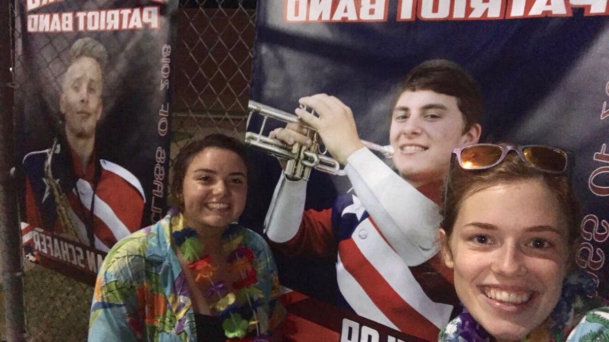 jamie_poo_330's tweet photo. IT'S CHAMPIONSHIP DAY! Best luck to these awesome peeps &the rest of the band-- go rock the judges' socks off. Praying for you!
#PERTHPOWER https://t.co/ho9oMhkPgk