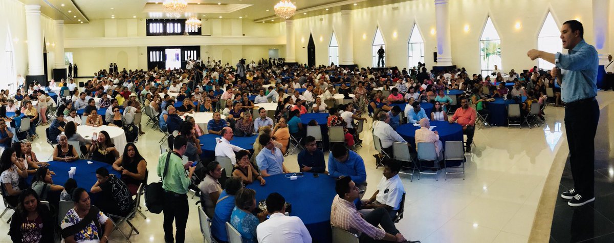 RafaMorenoValle's tweet photo. Agradezco la calidez con la que mis amigos de Yucatán me dan la bienvenida, ¡Desde este estado hoy seguimos construyendo el mejor proyecto! https://t.co/y8LGayM371
