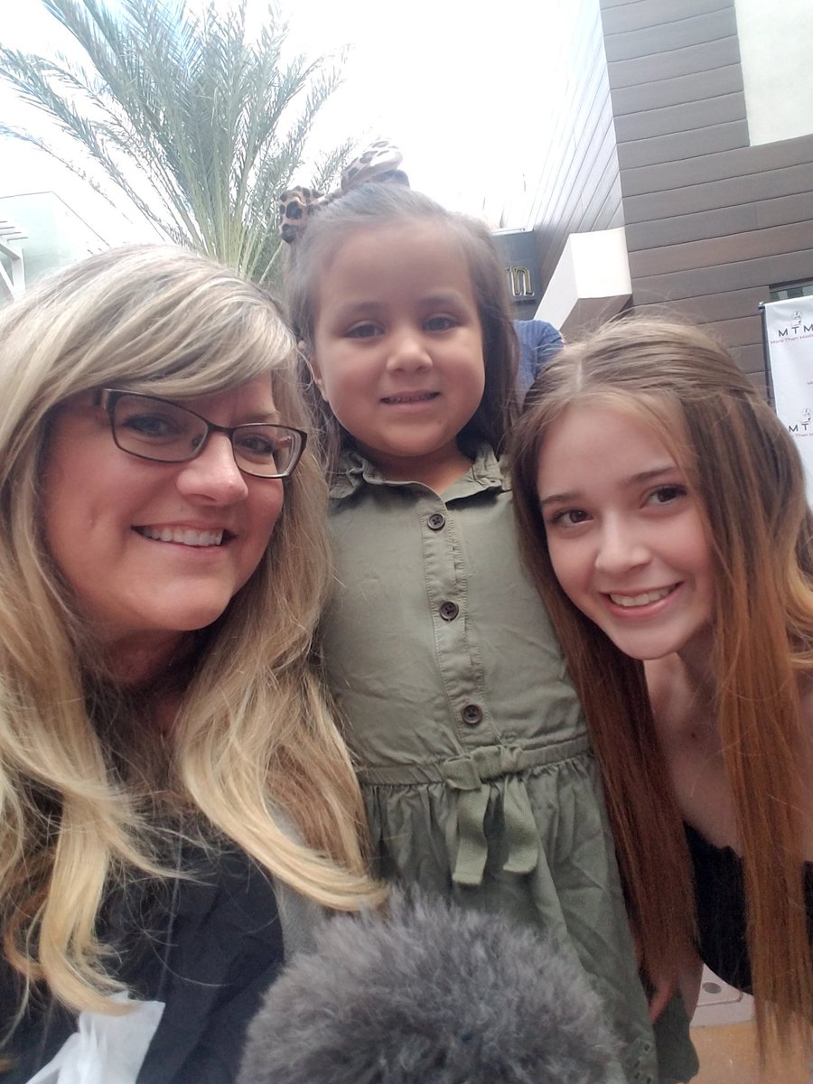 SignatureModels's tweet photo. Cheering on
#signaturemodels for #fashion4kids https://t.co/Sxkn0zRL47
