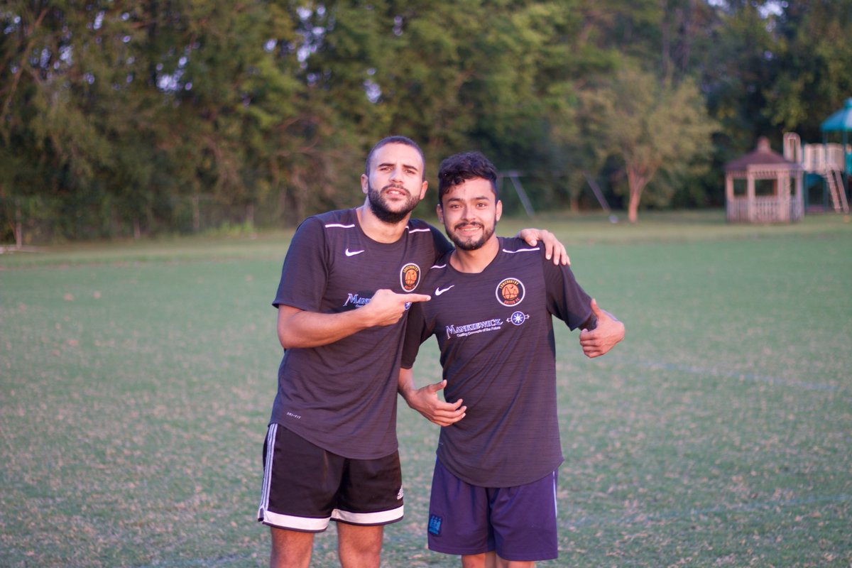 LowcountryUtd's tweet photo. @AzamiJamal91 @SCASAssociation @USASARegion3 FULL TIME: @LowcountryUtd 3 - 1 FCGC | @AzamiJamal91 with a brace & Alan Morales with 1. | #2018LoC https://t.co/jQxGOFR0P0