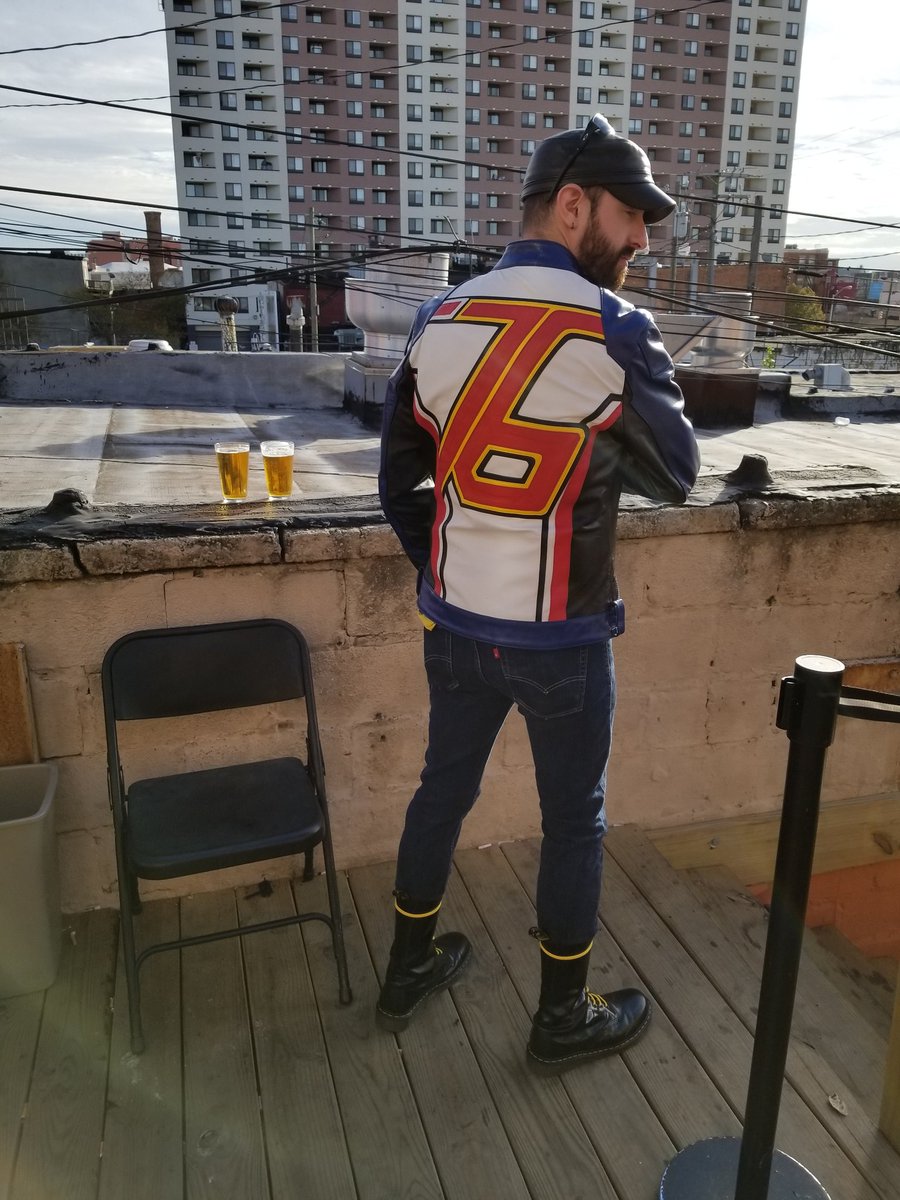punkpup__'s tweet photo. #Daddy76 https://t.co/NOYpLcWFIS
