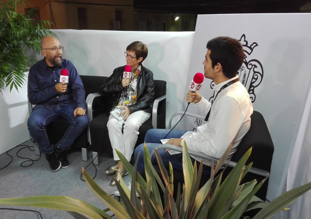 CCFTS's tweet photo. 📺Difusión en #Fira2017 del #37CCFTS de #Cocentaina en @pagina66 @pagina66live @Fira_Cocentaina #comcanten #coros #FiradeCocentaina2017 https://t.co/scABXmrstH