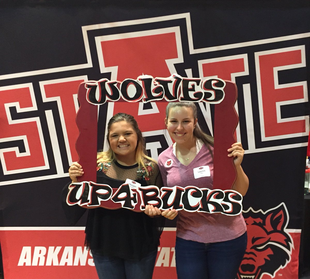 itzlrm18's tweet photo. #WolvesUp4Bucks @stAteFinaid https://t.co/npfhcIBrGa