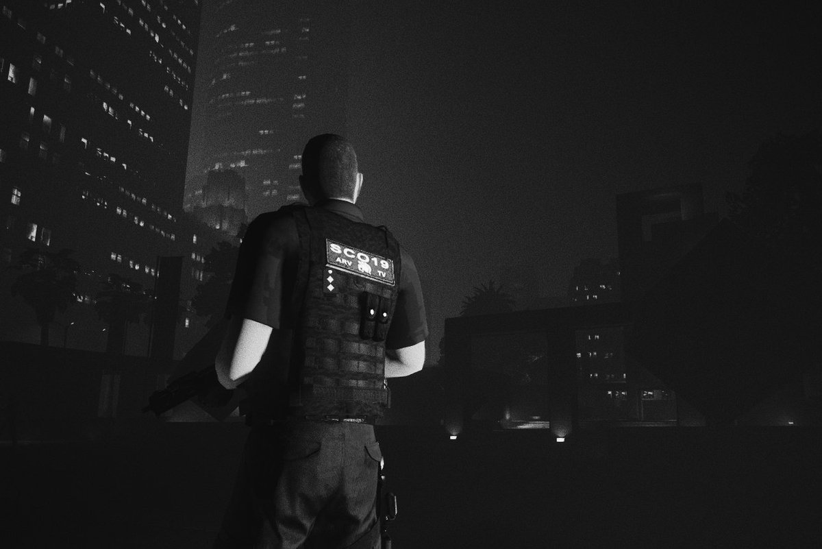 BluntTrojan's tweet photo. On the night shift again. Whoooop. @LondCallingRPC @SCO19LC https://t.co/cakQM0gQM3