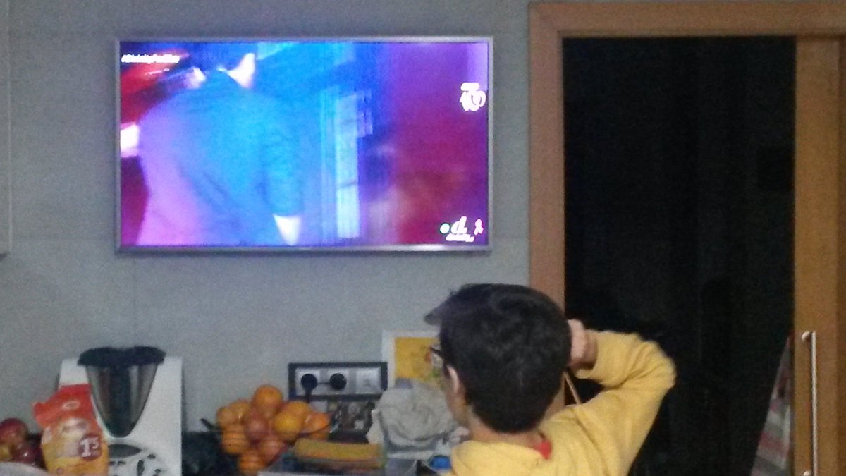 TinoHernanz's tweet photo. #Cadena100PorEllas. Apoyando la lucha  contra el cancer también desde casa ... https://t.co/XJ0dJ60lxc