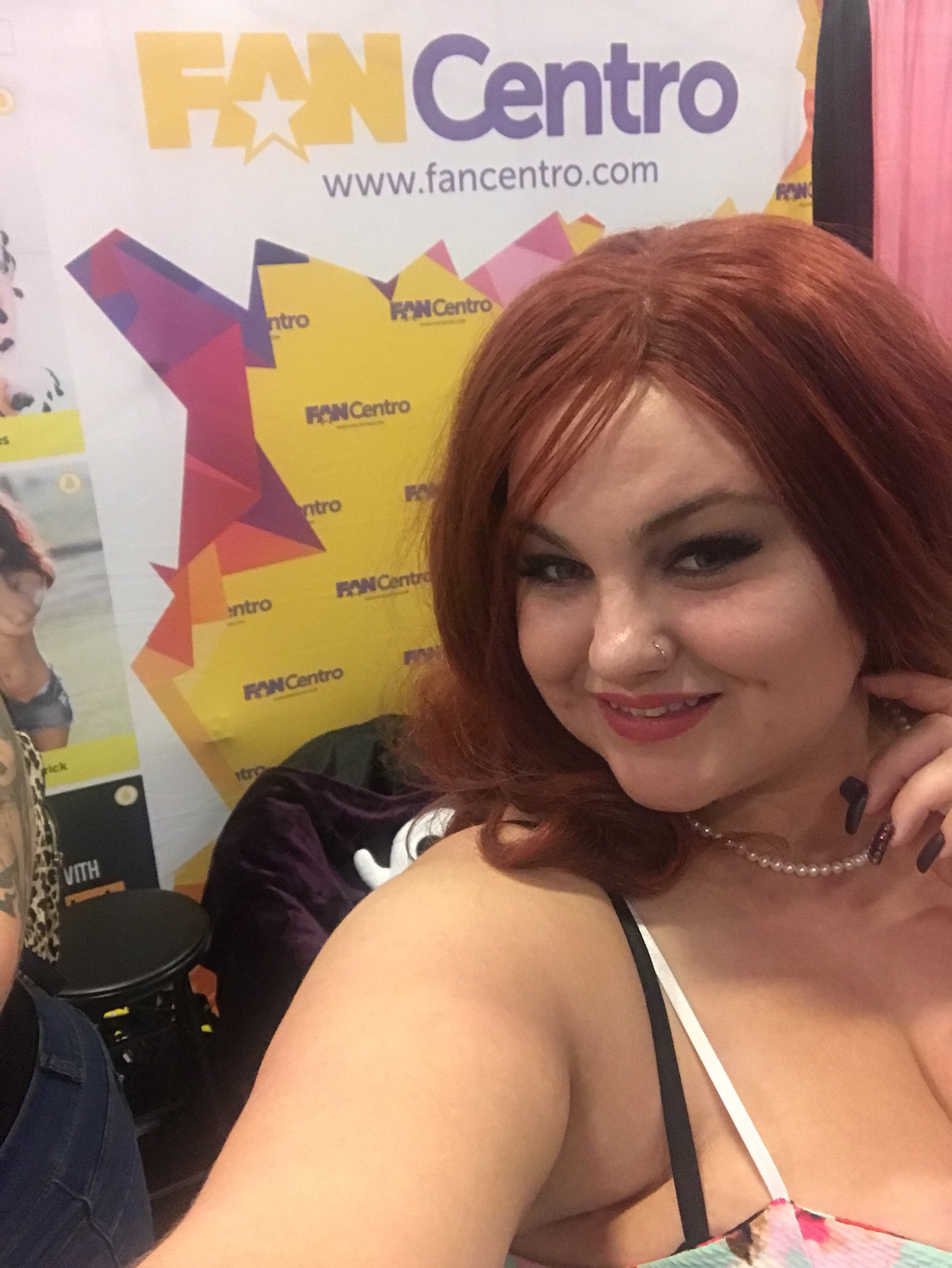 At @FanCentro  booth #640    @EXXXOTICA  come say hi ! Get a photo! https://t.co/sZgAWXyqZc