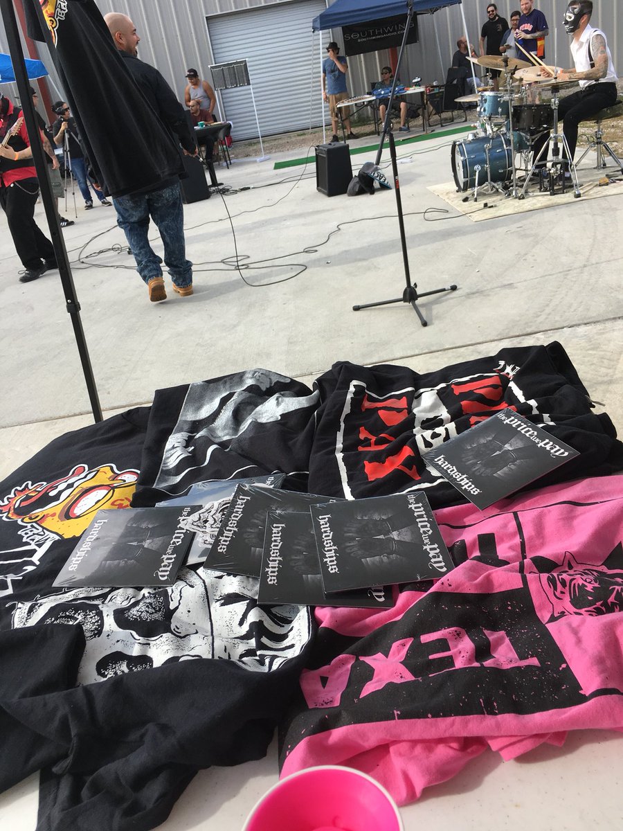TPWPTX713's tweet photo. Merch set up by the playing ground! https://t.co/8KrBtrzAir