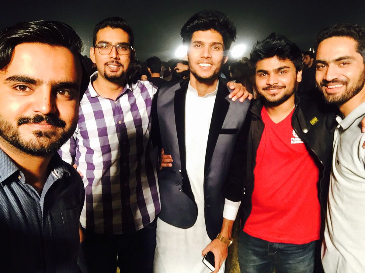 aqibirshad's tweet photo. #Friendsline #Fcc https://t.co/tFeyuu8gHZ
