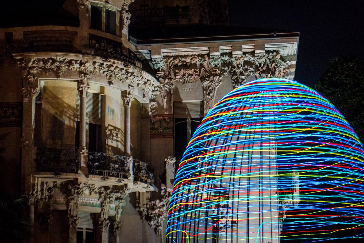 visitcomo's tweet photo. Inaugurato oggi a Como il Lighting Design Festival 2017 🎨💡Artisti internazionali illuminano la città 👉  https://t.co/BXU1NQWWnY #8208LDF https://t.co/y8PR8cOKul