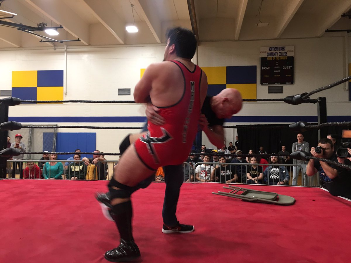 ChaoticWrestlin's tweet photo. This Week's Saturday Slam goes to @RefQuinn for setting @Ryback22 up for a devastating Shellshock on @BrickMastone at #CWBreakingPoint https://t.co/mxAlMTZOoX