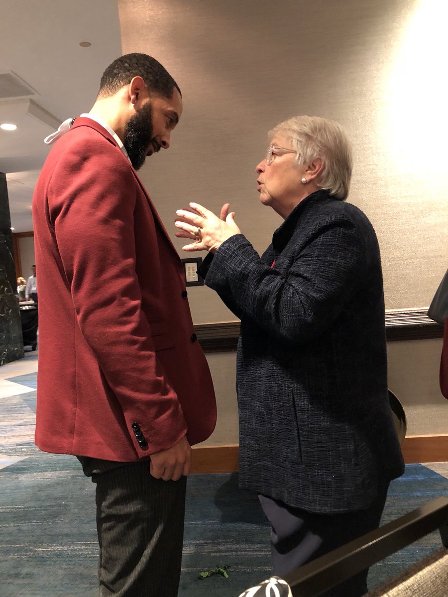 RuxShawn's tweet photo. When the boss talks you listen! #greatnessattractsgreatness #wisdom @FollowCSA @CarmenFarinaDOE @NYCSchools #csaconference2017 https://t.co/nxmmpD8Mr6