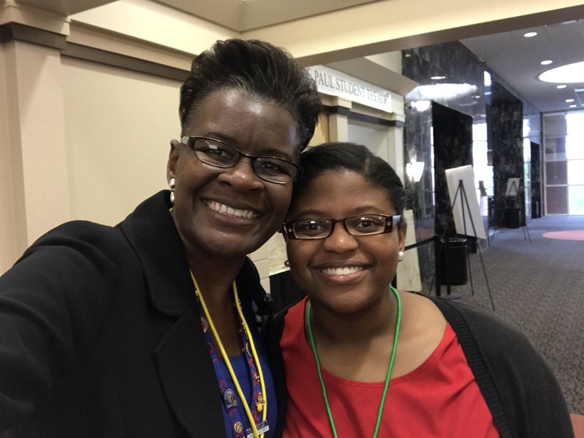 dr_evers's tweet image. @ConsiderMSTeach when a former student becomes a teacher!! #considermsteach