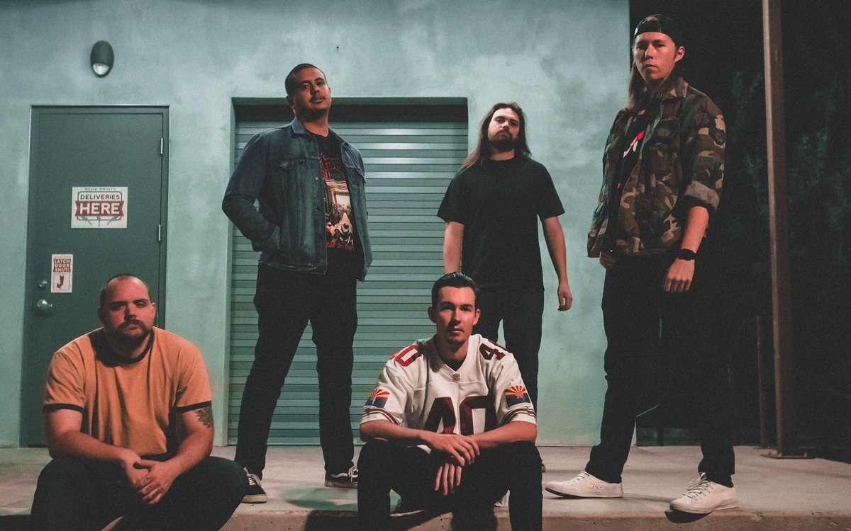 Two shows coming up next week. 
Southern Ca. 11/10
Phoenix, AZ 11/11
Photo by <a href="/AYSAMO/">-`🦐´-</a>