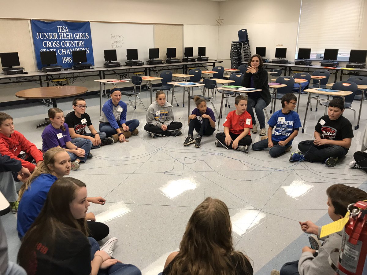 djudy08's tweet photo. Fall Workshop 2017-2018 #MeDistrict #IAJHSC https://t.co/9VvqSDLFZL