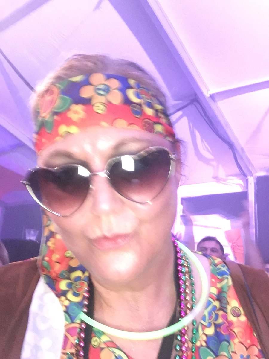 wurthee1's tweet photo. At J&J #CSR2017 Music Festival with my buds from @ctlowndes. Good times! https://t.co/f6T26xmvWu