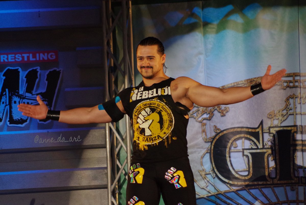 AngelGarzaWwe's tweet photo. Felicítenme que este muñeco hoy cumple 9 años de #Luchador profesional pésele a quien le pese 😎😎 https://t.co/Z9JkfDbOdO