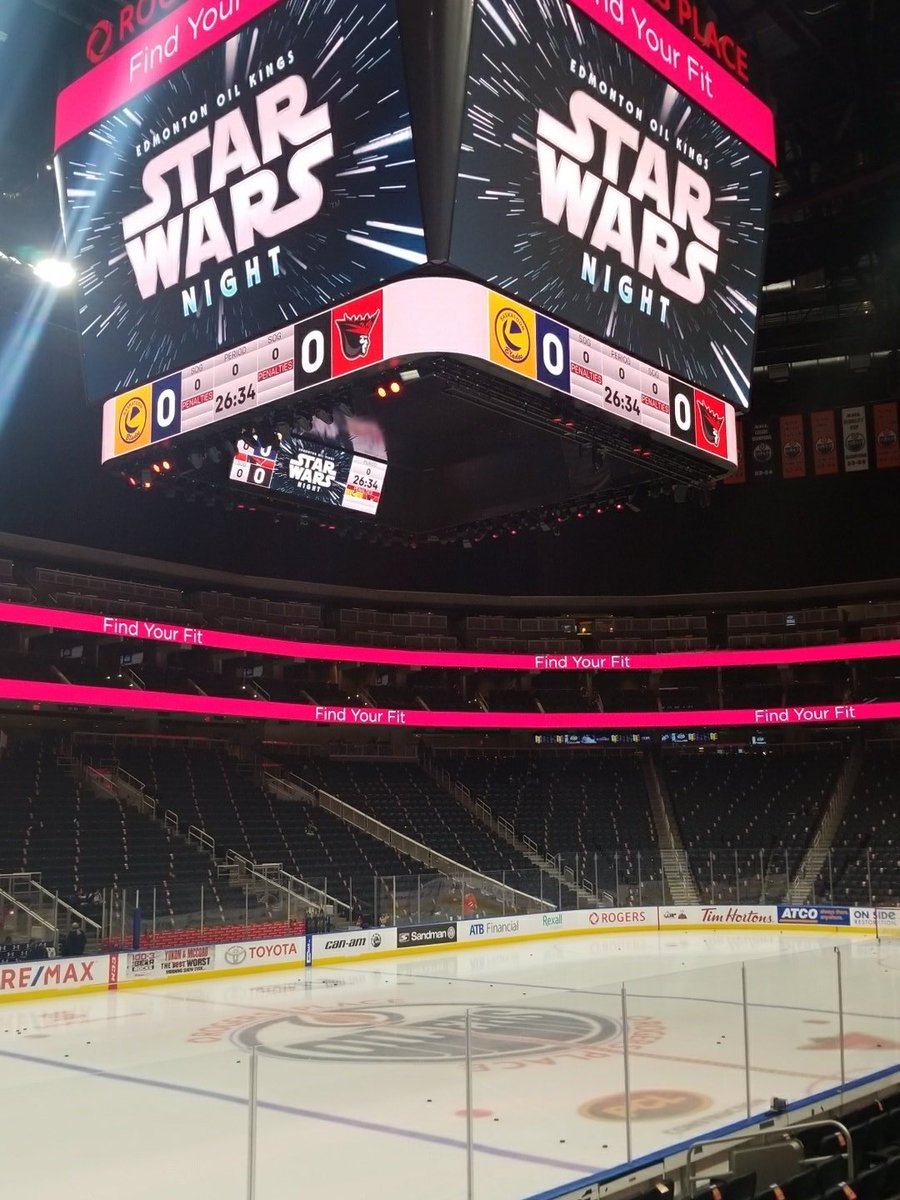 NAIT2ndEdition's tweet image. It&apos;s @StarWars Night in #yeg&apos;s @RogersPlace as the @EdmOilKings take on @BladesHockey! #NAIT2ndEdition has you covered this week! #OilKings