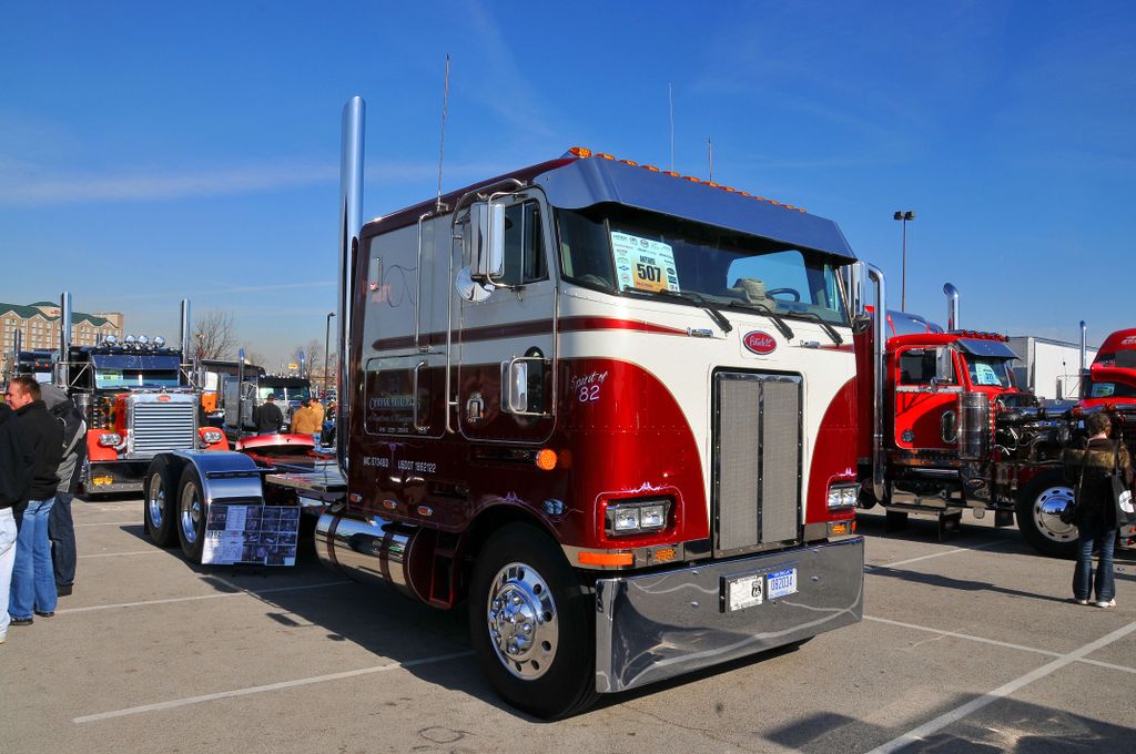 This #Peterbilt #cabover is absolutely gorgeous.  Love the custom paint work! @peterbiltmotors #trucker #trucking #chrome #bigrig #trucks