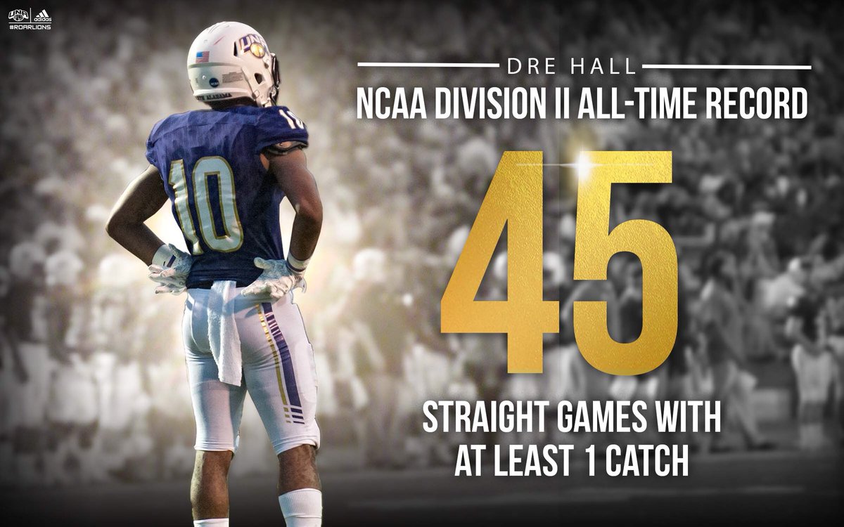 UNAAthletics's tweet photo. Official 🐐 status 

With his catch just now, Dre Hall became the new NCAA DII record holder for most consecutive games with at least 1 catch https://t.co/ozH4itQDKG