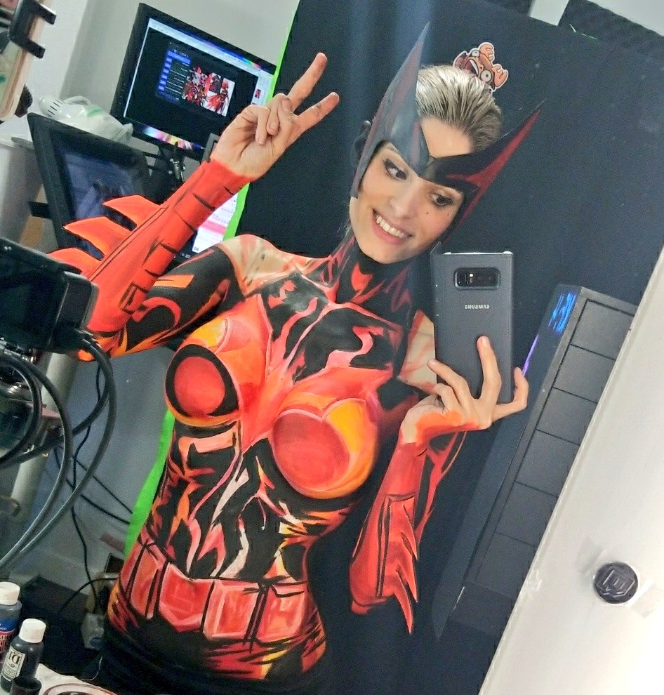 kaypikefashion.eth The BodyPainter on X: "Batwoman #bodypaint #wip Still  painting live on https://t.co/QrHr5sJqQG https://t.co/yFoT1Z9FbB" / X