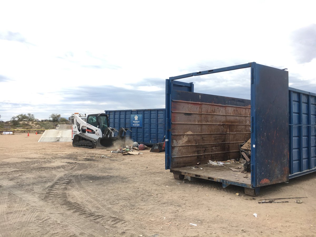 tatumcronkite's tweet photo. Out filming the annual Four Peaks cleanup!♻️🌵 https://t.co/s9dmS3eTMo