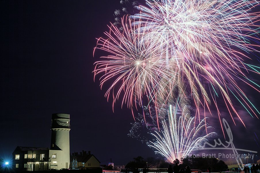 Created some beautiful #fireworks images tonight in Norfolk UK
What a great display by <a href="/HunstantonRT/">HunstantonRoundTable</a>
<a href="/vstnorthnorfolk/">Visit North Norfolk</a>
#BuyLocalNorfolk