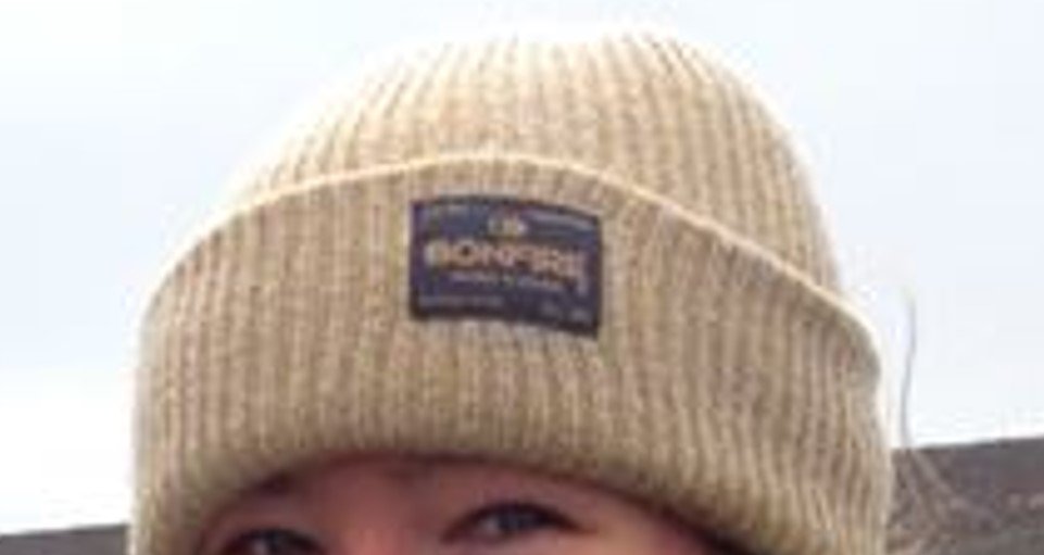 TinnerBus's tweet photo. "HELP! Lost my beloved hat😂 Could poss be in Truro col or on a T1 bus xx message @tinnerbus if found please x (yellow/mustard, 'Bonfire')" https://t.co/5BgF7X9Iit