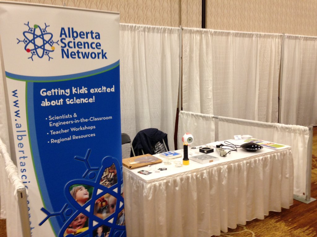 ScienceYYC's tweet photo. Convention booth at #visioncanada #opticians conference. Recruiting for Light &amp; Shadows across the province. https://t.co/mrfMT5C1bc