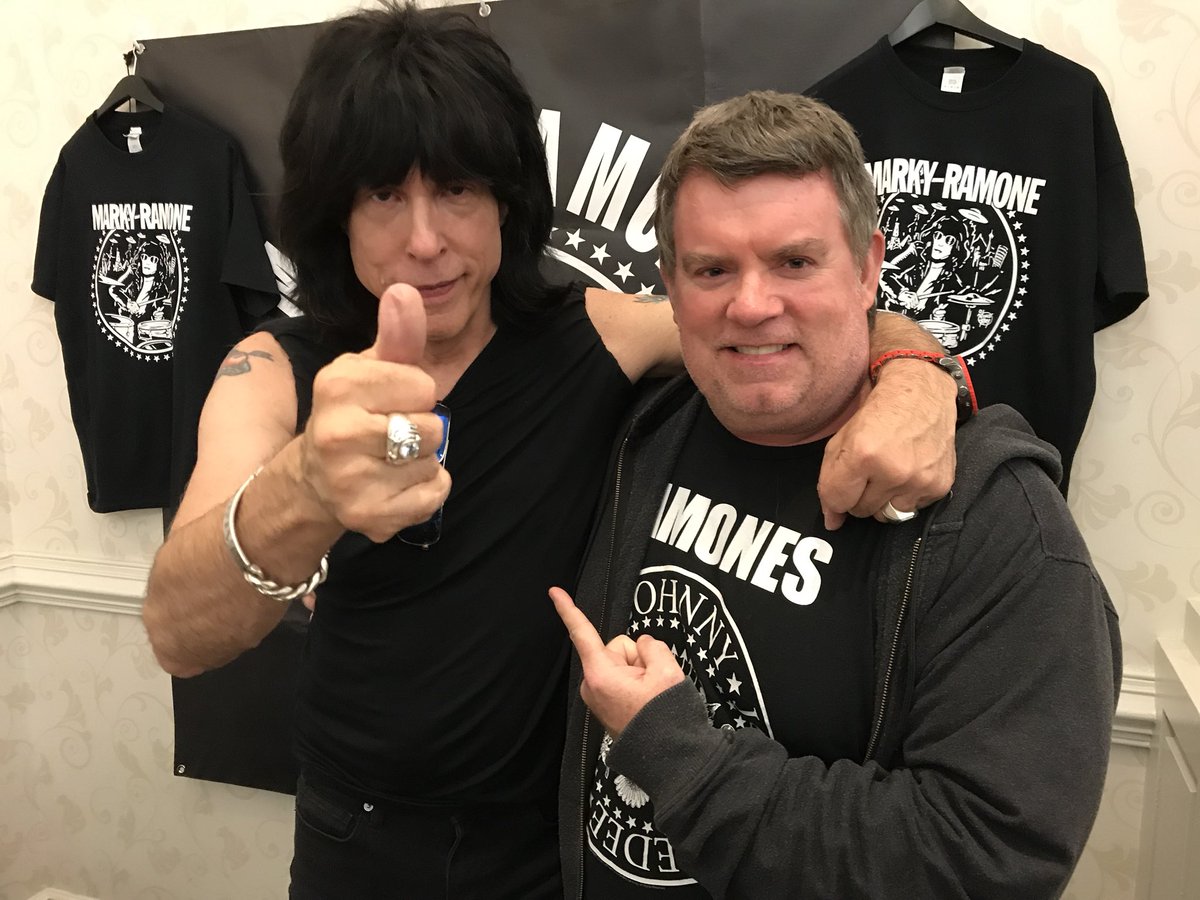 georgemcg3's tweet photo. Ladies & Gents, I give you @MarkyRamone #Ramones #Oldschoolpunk #RamonesFan @CrypticonMN https://t.co/P4o27lzzaC