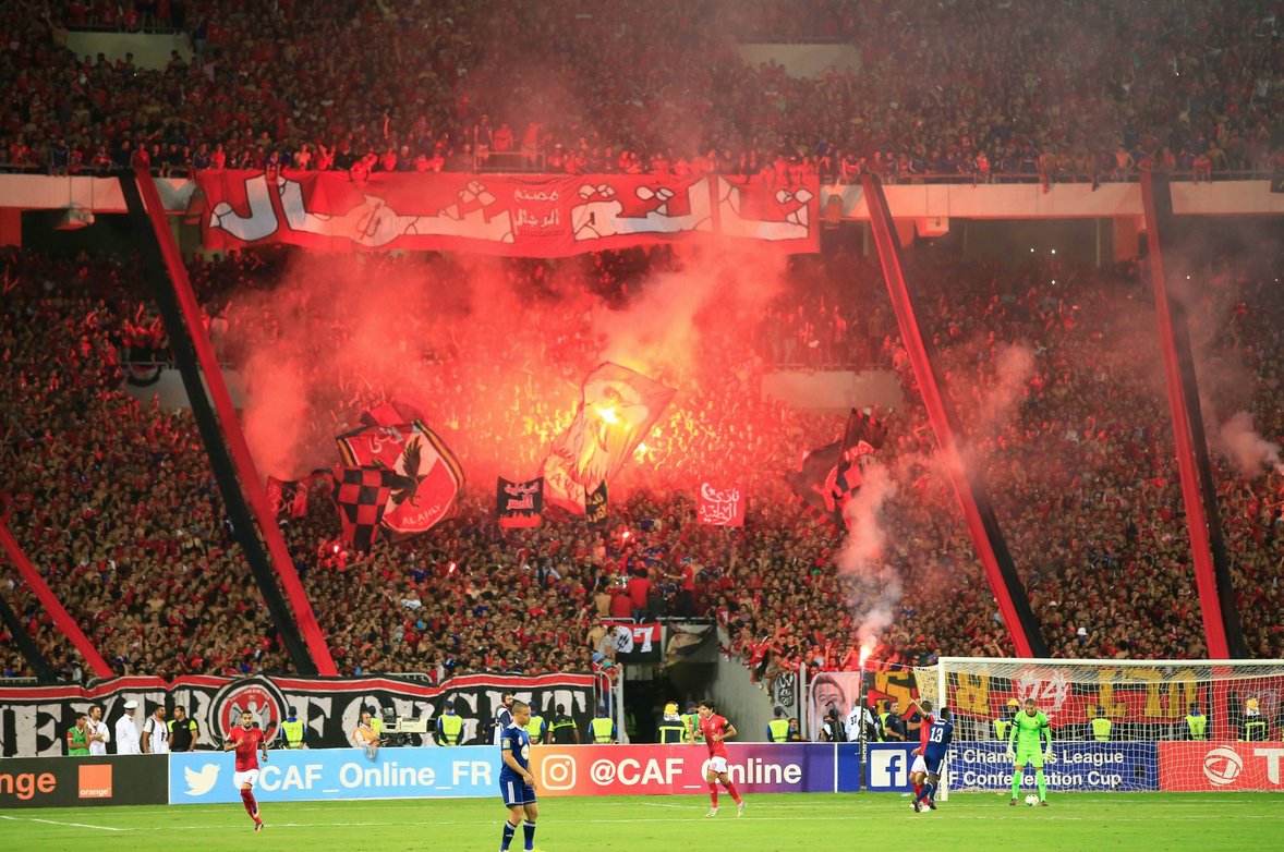 ArqamAlAhly's tweet photo. البطل يمرض ولا يموت. كنا في نفس المكان من قبل فأكتسحنا القارة كالأكثر تحقيقًا للبطولة.

نسر الأهلي يحلق شامخًا بإتجاه هدفه القادم الآن 🦅 https://t.co/N2xRhT9peI