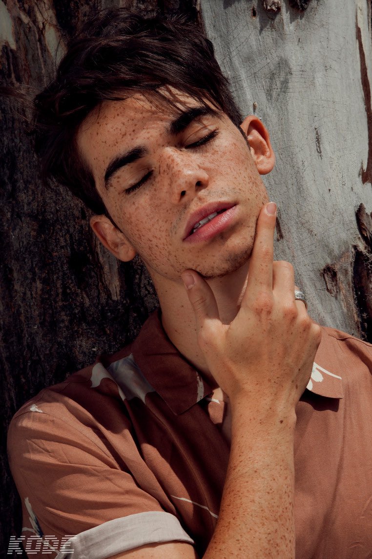 TheSlayGawd's tweet photo. One of my favorite shoots that we’ve done. #KodeNext Cameron Boyce for Kode Magazine. @TheCameronBoyce @kodemag 

https://t.co/84jjeAlLIX https://t.co/W27HRa4tWD