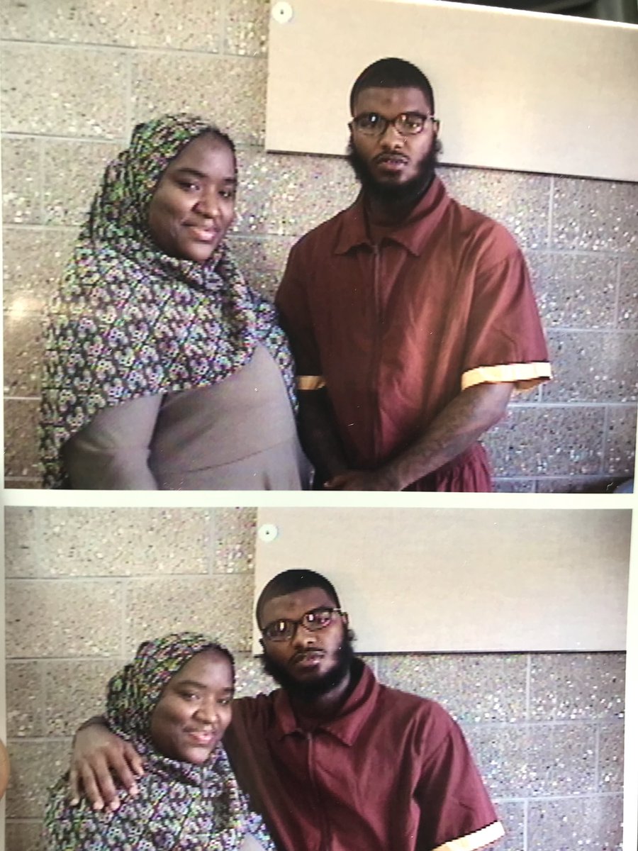 Ant42ndSt's tweet photo. Me and my umm today visit was lit always a blessing when umm come see me https://t.co/XchYnUngrH