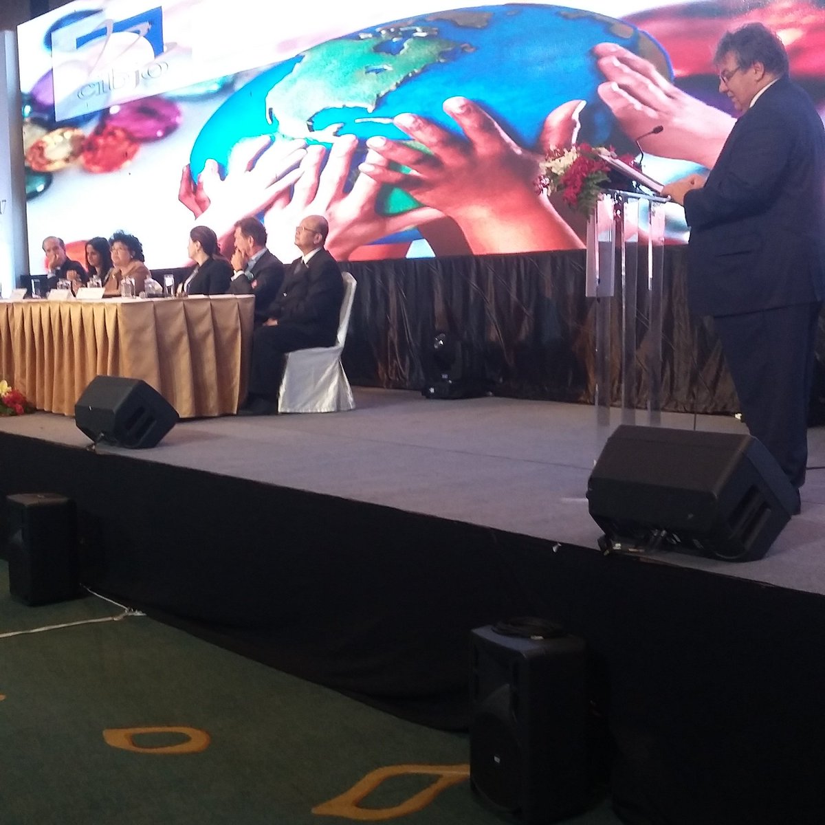 CIBJO President Gaetano Cavalieri speaking at the Special Corporate Social Responsibility session on the first day of the Congress #gems