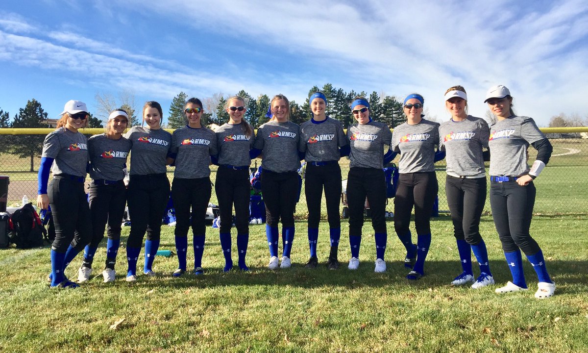 rmspark_co's tweet photo. 16u RMSP softball team ready to take the field at the Loretta B Smith showcase #rmsp #softball https://t.co/2sLYWLxffn