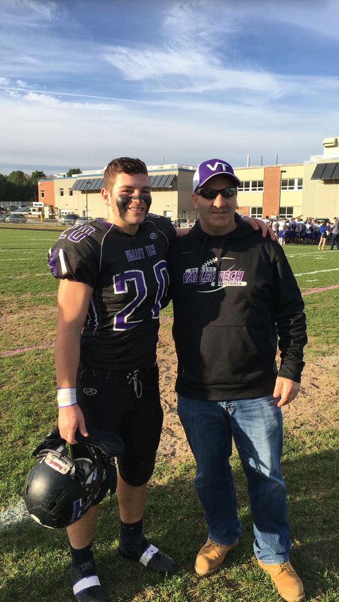 SuspectzUnusual's tweet photo. The Cheesemaker has been freed and scored 2 touchdowns today #VapeGod https://t.co/K2arDqomF1