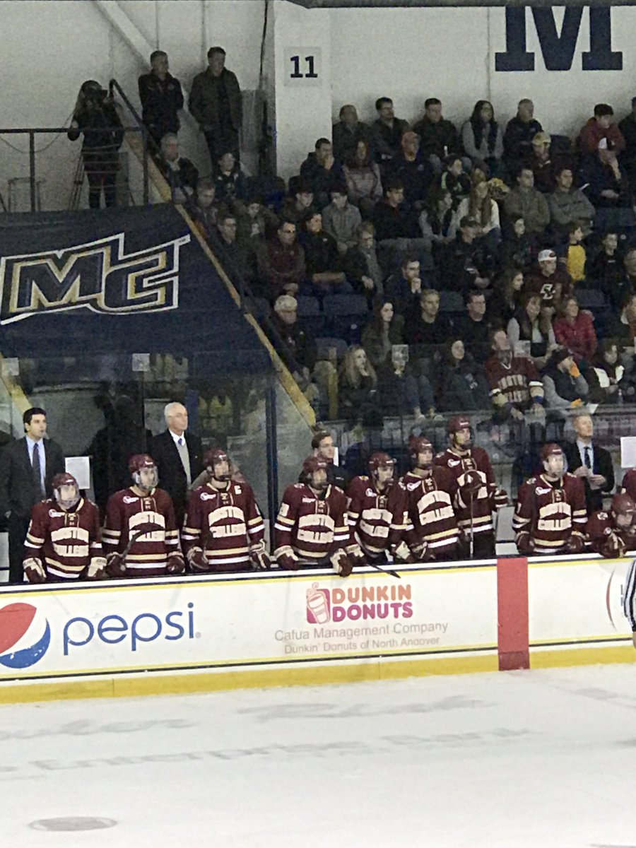 BCSportsProp's tweet photo. 2-1 #BCEagles heading into the 3rd! #BCvsMC https://t.co/ryPWWy9pBk