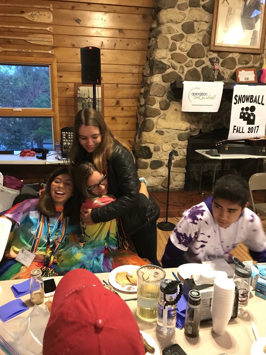 SAPatDGN's tweet photo. @DGN_Snowball siblings and alumni! #WeAreDGN https://t.co/gXeHJO9VHp