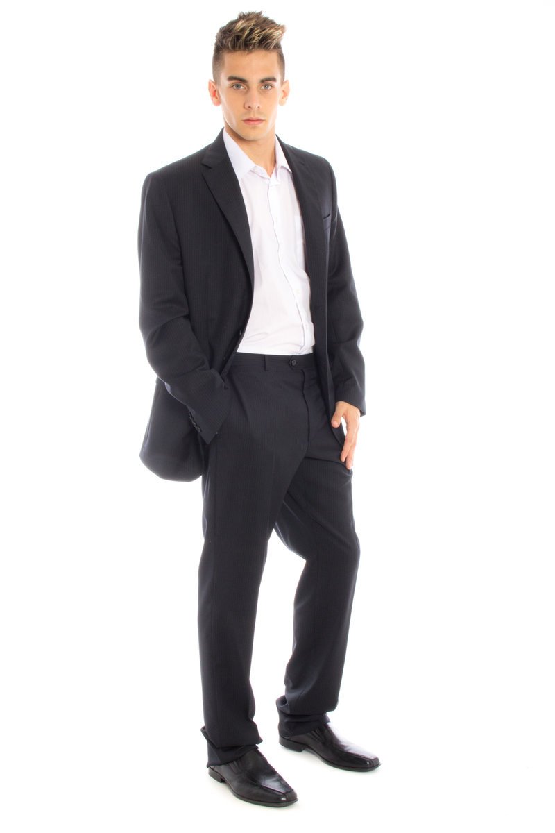 MBG_Inc's tweet photo. Valentino dress shirts 2 for $110.00, Mens Valentino suits $330.06
check us out at https://t.co/SpgTm8kD0a https://t.co/5seRtUdPuw