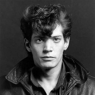 Happy Birthday
 ROBEMAPPLETHORPE
1946-1989
Fantastic!   
