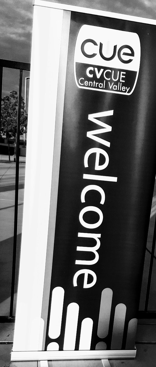 amydownsamy's tweet image. Welcome to #CVCUE Follow my colleagues @twilliams1991 @VGuelker @T5Jenn @MACK_eee @jennarosek  They learned lots @cvcue ! #VisaliaEdTech