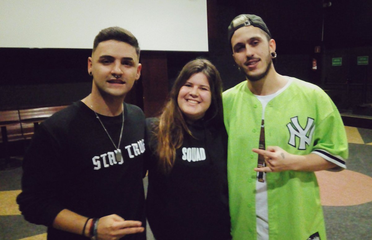montsetudela_'s tweet photo. Después de tantos años al fin lo he conseguido, y lo peor es que aún no me lo creo. Mil gracias a los dos, os quiero❤️ #DiriTour https://t.co/9uaSzJvRuf