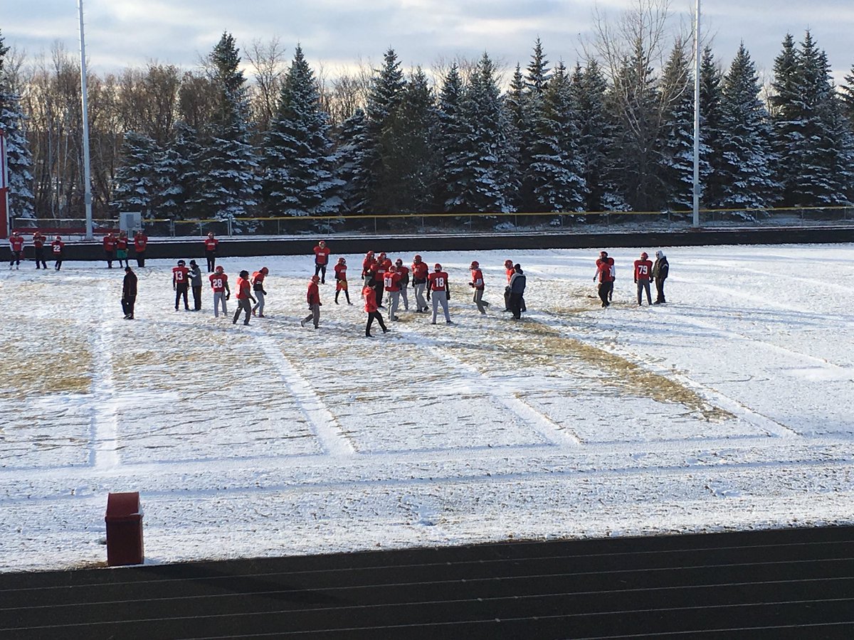 james_uhlenkamp's tweet photo. Huge thanks to @DLFirebirdFB for letting me be a part of the football team this season. Best group of guys and coaching staff to do it with. https://t.co/0cCrt6QhIL