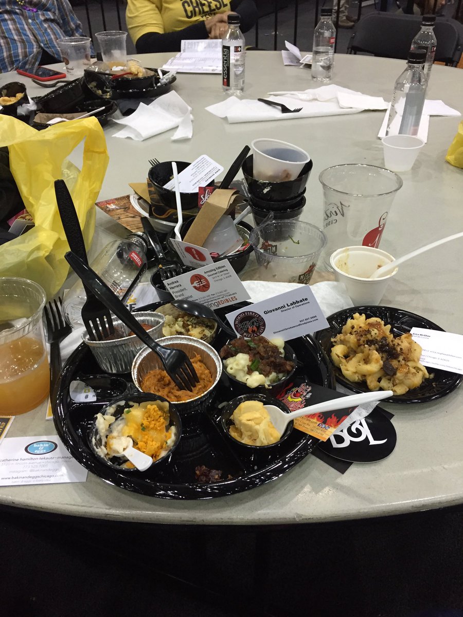 RedKendraS's tweet photo. I can’t eat another bite!  Too much good food!!! #MacAndCheeseChicago https://t.co/gmBhCiLEXi