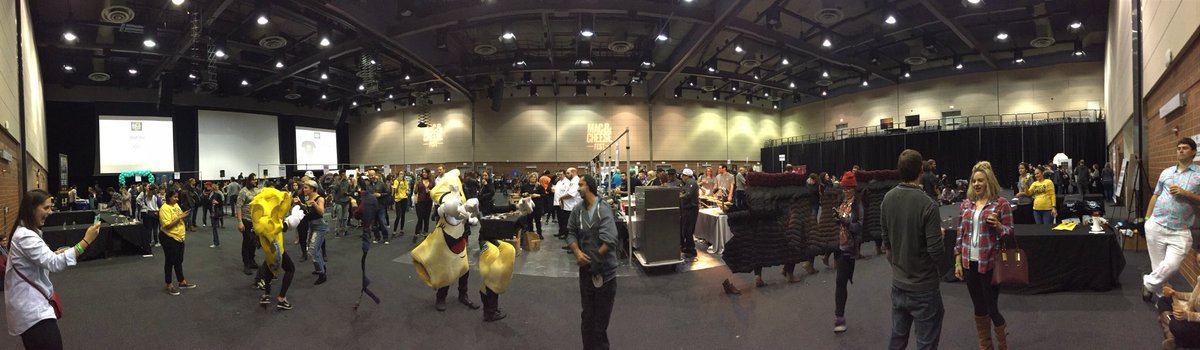 RedKendraS's tweet photo. Part is in the HOUSE!!! #MacAndCheeseChicago https://t.co/0eOC2sM2Bl