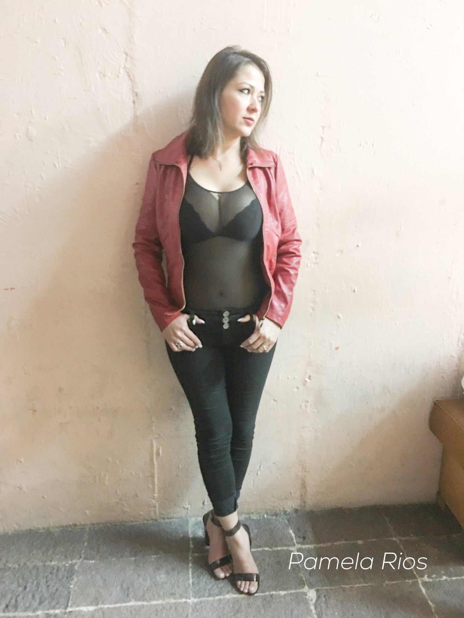 Памела Риос (Pamela Rios)