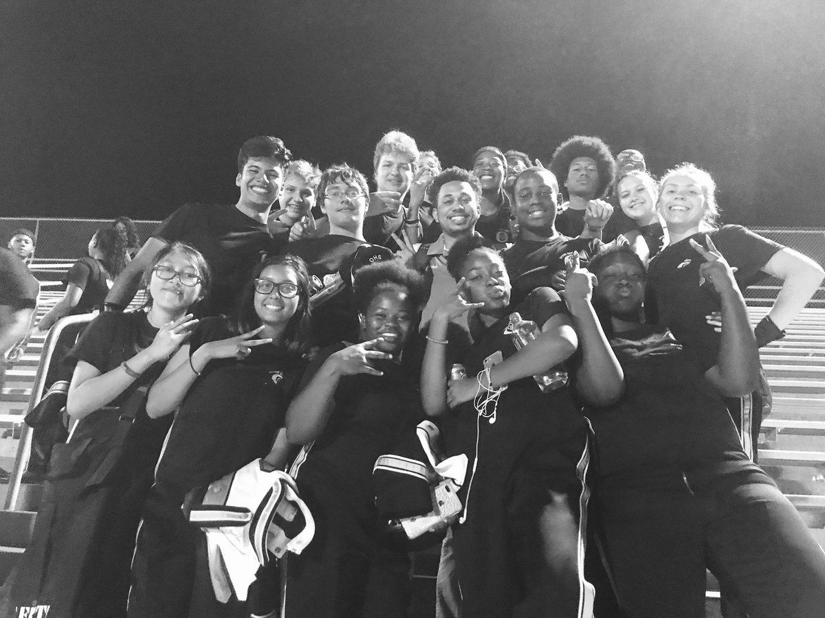 OcoeeDrums's tweet photo. Marching band 2017, we struggled hard in the beginning, but we came out on top... straight superiors! Congratulations OHS Band family. #ohsknights #echopercussion #ocoeehighschool https://t.co/QD5MU9VNRh