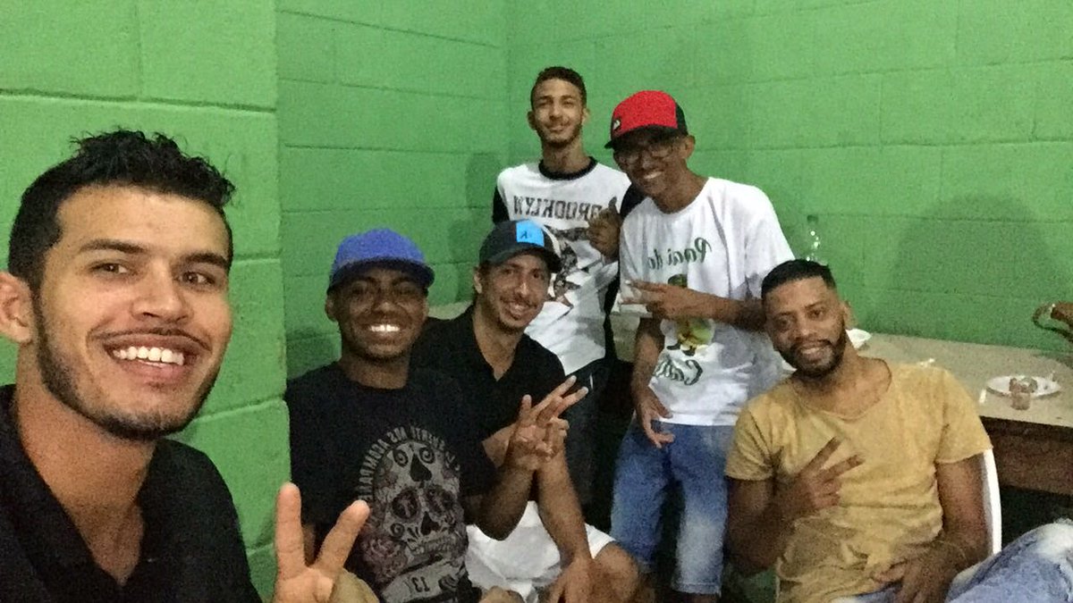 bruunitor's tweet photo. Rapaziada do #mixas https://t.co/St7xggBU2i