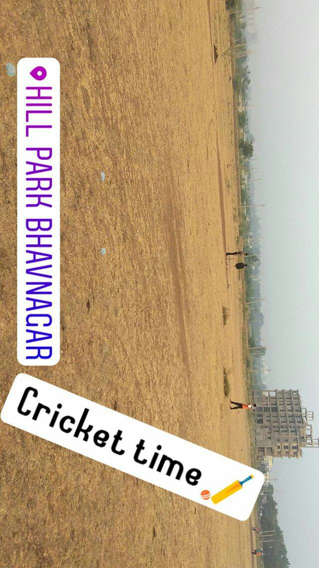 sp07official's tweet photo. It's #CrickeTime ....lG yeah...... https://t.co/UYEbNk0BZA