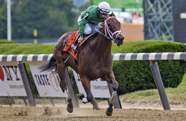 SecretariatsWld's tweet photo. #RockinghamRanch & #DavidBernsen owned #RoyH took over in deep stretch from #ImperialHint to a 1 length victory #BreedersCup2017 Sprint https://t.co/F95X7q9Tmh